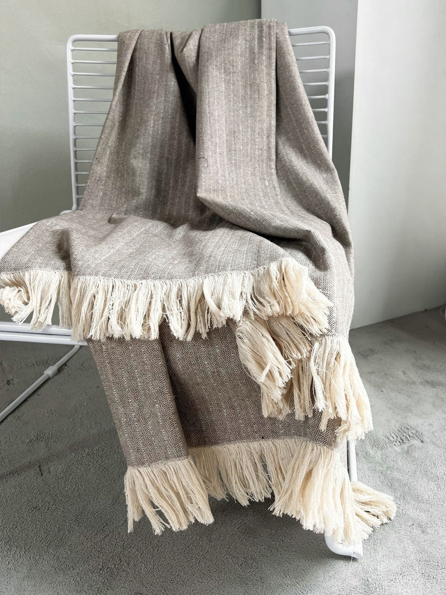 Buy farmhouse furniture Russet Meadow | Modern Farmhouse Cottage Throw Blanket - Modern Cottage Farmhouse Furniture